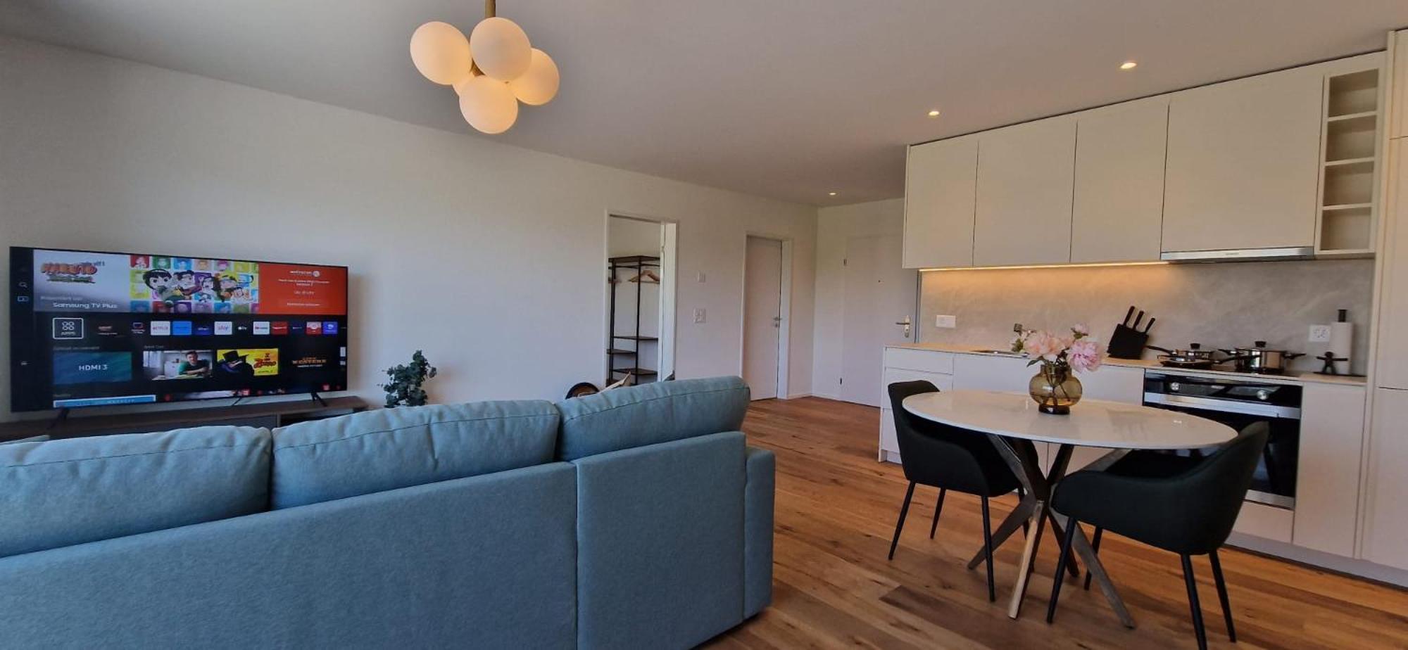 Visionary Hospitality Rothenburg, Lucerne - Premium Apartments With Free Parking, Washer, Kitchen, Terrace, 15' City Bagian luar foto