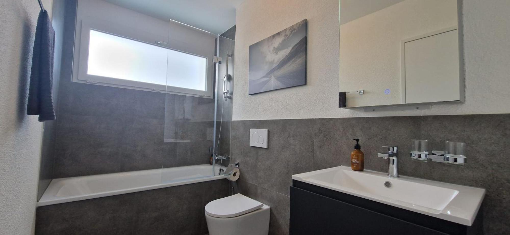 Visionary Hospitality Rothenburg, Lucerne - Premium Apartments With Free Parking, Washer, Kitchen, Terrace, 15' City Bagian luar foto