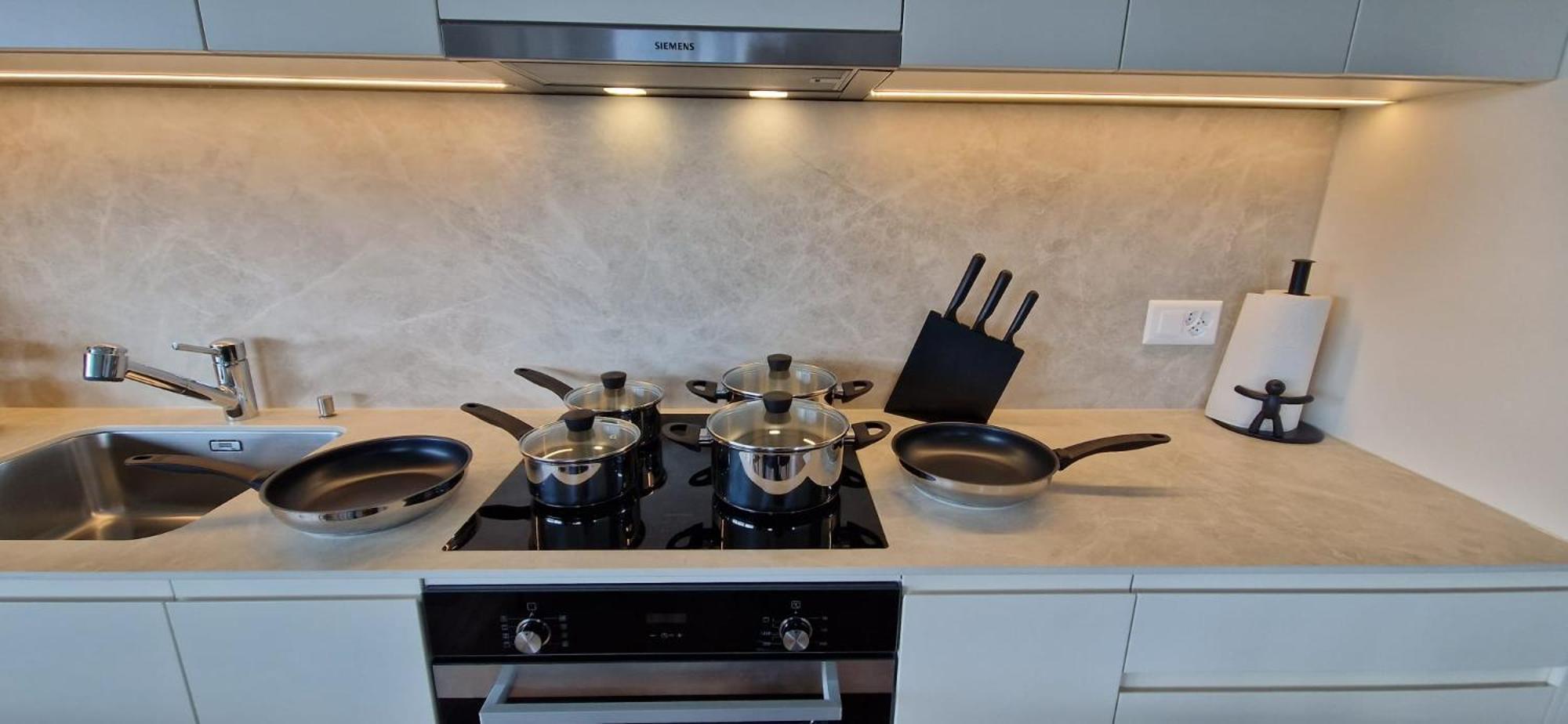 Visionary Hospitality Rothenburg, Lucerne - Premium Apartments With Free Parking, Washer, Kitchen, Terrace, 15' City Bagian luar foto