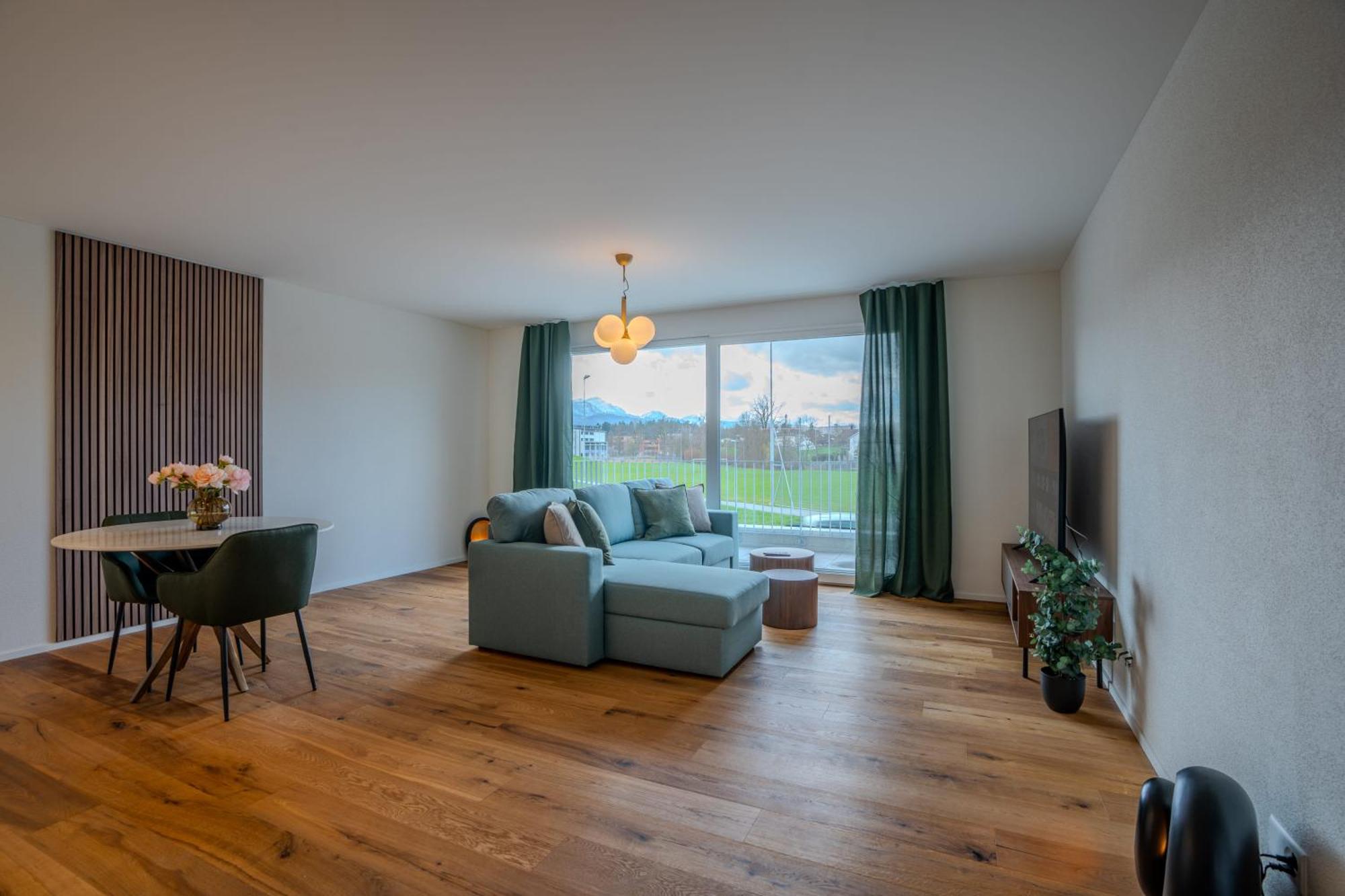 Visionary Hospitality Rothenburg, Lucerne - Premium Apartments With Free Parking, Washer, Kitchen, Terrace, 15' City Bagian luar foto